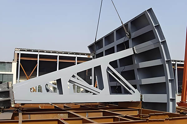 弧形钢闸门充压式止水 | 高水头弧门密封方案| 水压越高密封越紧 | 源头工厂提供充压系统 展示图 3