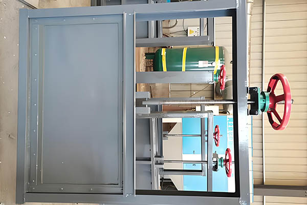 2x2.5 米机闸一体式钢制闸门 | 矩形孔口渠道专用 | 宽 2 米高 2.5 米 | 手电两用或卷扬启闭 | 源头工...缩略图