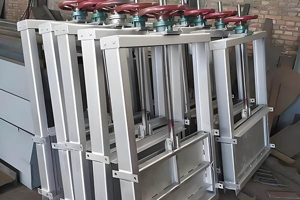 316L不锈钢机闸一体式钢闸门 | 耐海水及强酸碱腐蚀 | 沿海泵站化工厂专用| 来图定制厂家直供 - 产品中心